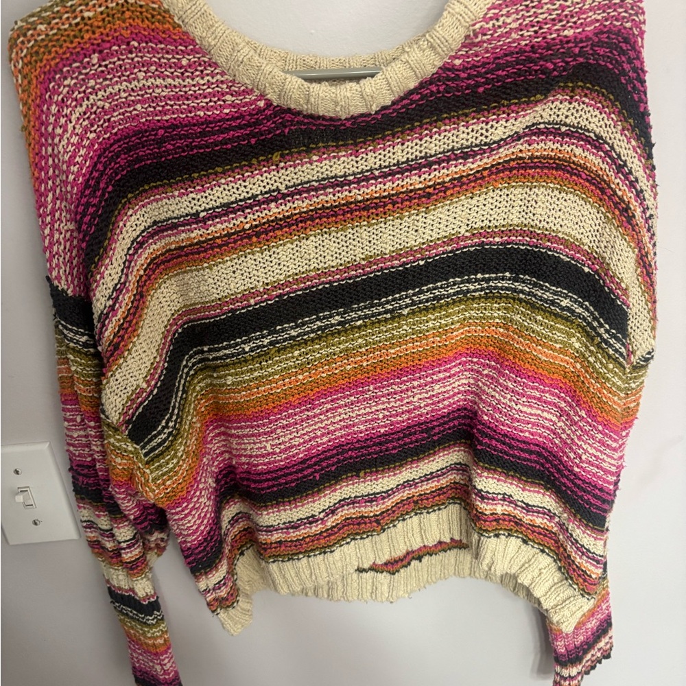 Billabong Pink and Cream Crew Neck Sweater